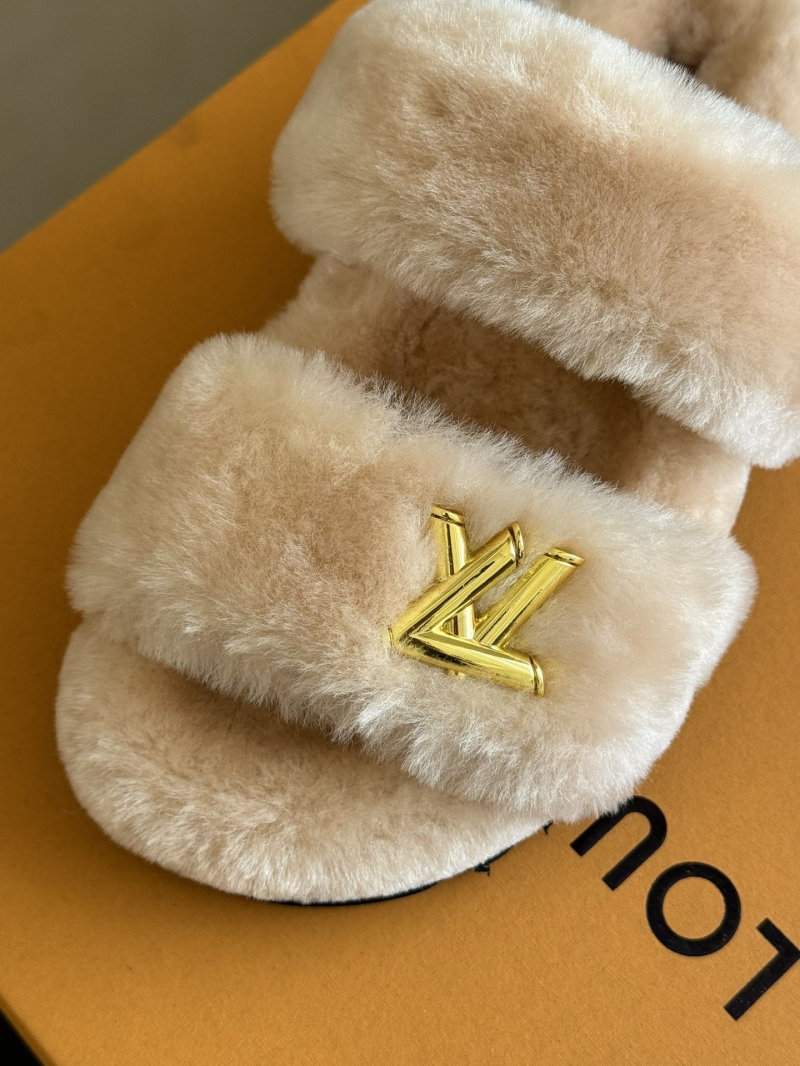 Louis Vuitton Slippers